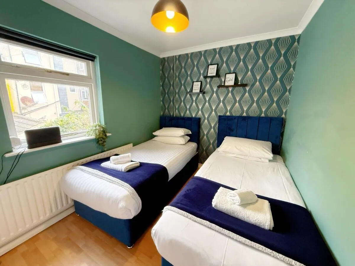 2 Pm Check In Cozy Town House Sleep 5 Apartment Brighton