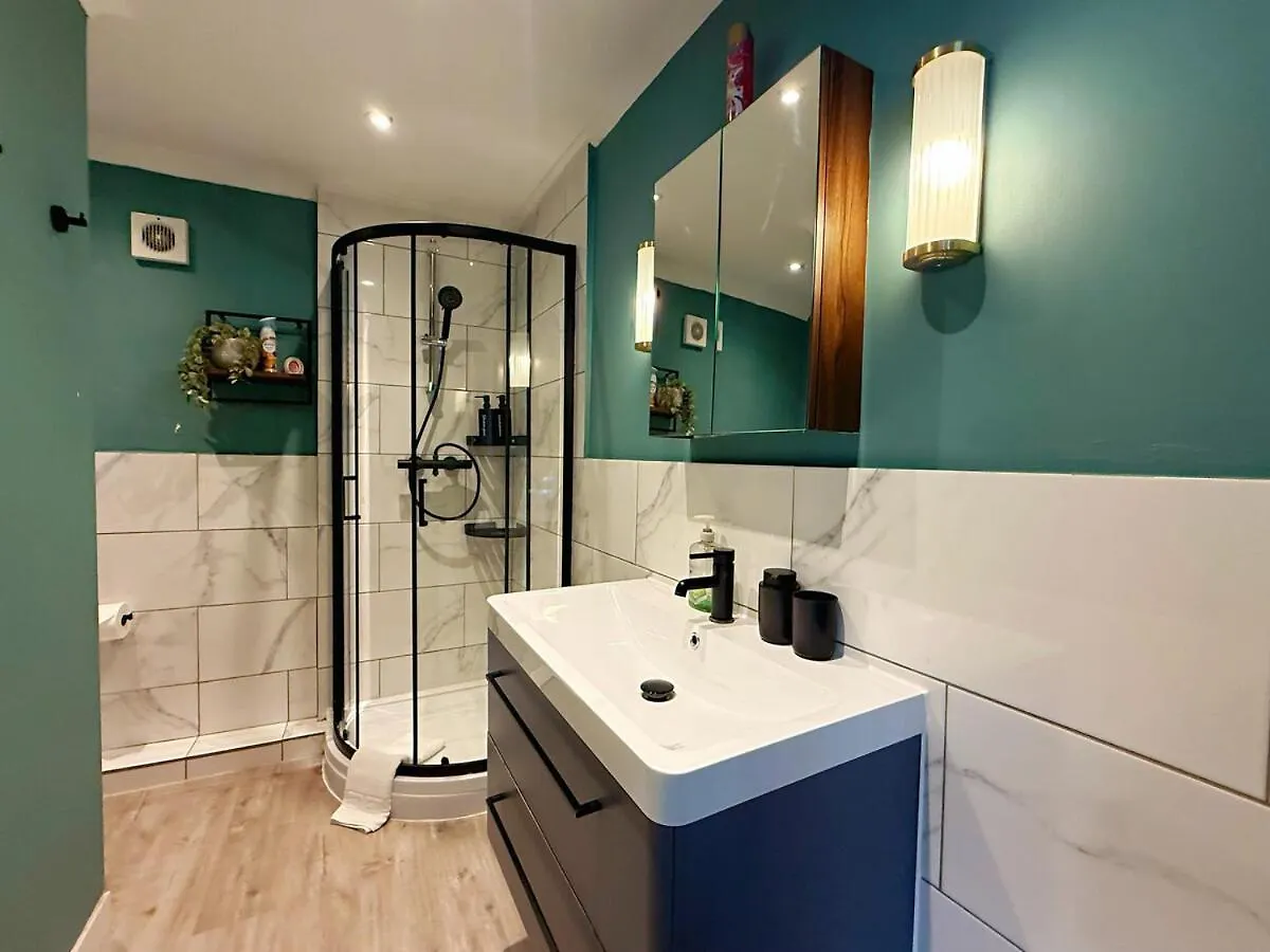 2 Pm Check In Cozy Town House Sleep 5 Apartment Brighton United Kingdom